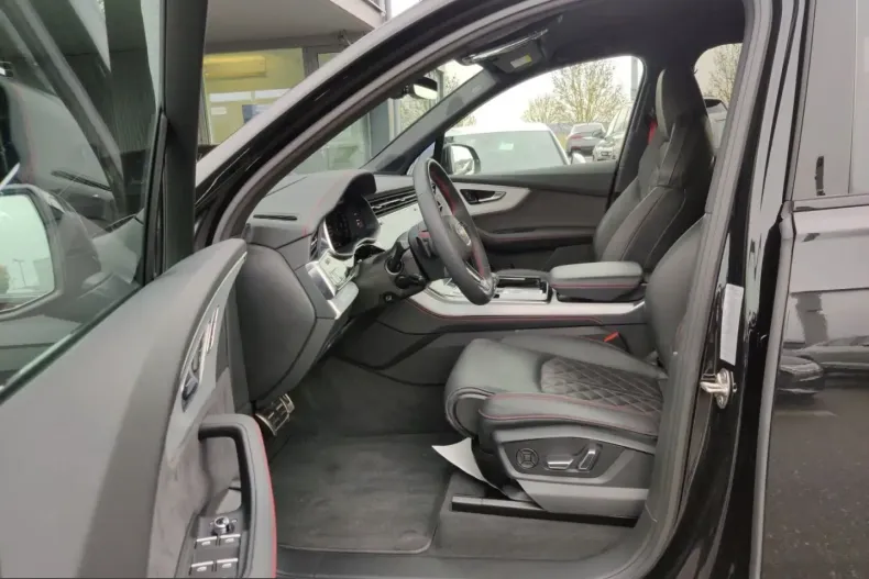 Audi Q7 din 2025 cu 10.407 km - oferta AUD213626 - foto 6