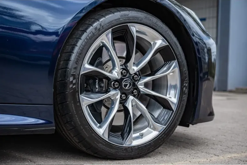 Lexus LC 500 din 2022 cu 19.500 km - oferta LEX213631 - foto 5