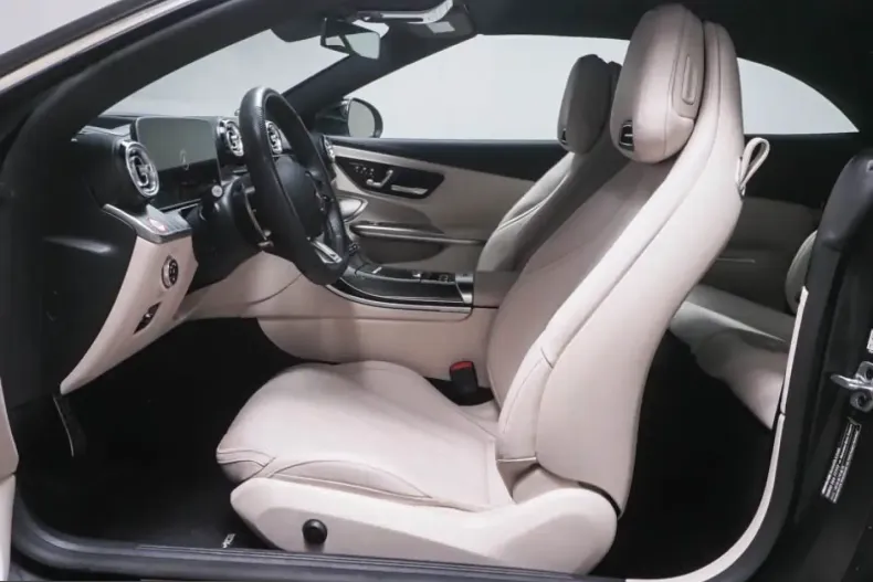 Mercedes-Benz E 53 AMG (Clasa E) din 2025 cu 24.671 km - oferta MER213637 - foto 8