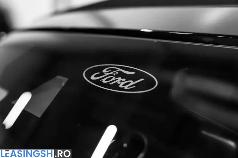 Ford Mustang din 2024 cu 29.000 km - oferta FOR213653 - foto 8