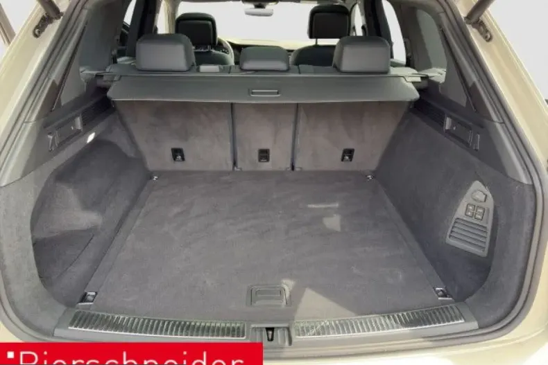 Volkswagen Touareg din 2025 cu 10.577 km - oferta VOL213655 - foto 21