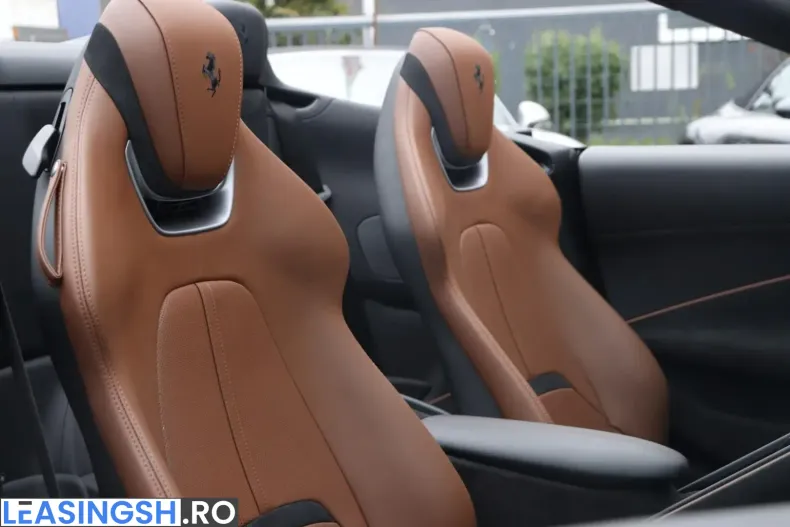 Ferrari Roma din 2024 cu 2.500 km - oferta FER213656 - foto 14
