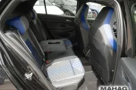 Volkswagen Golf din 2024 cu 33.986 km - oferta VOL213658 - foto 12
