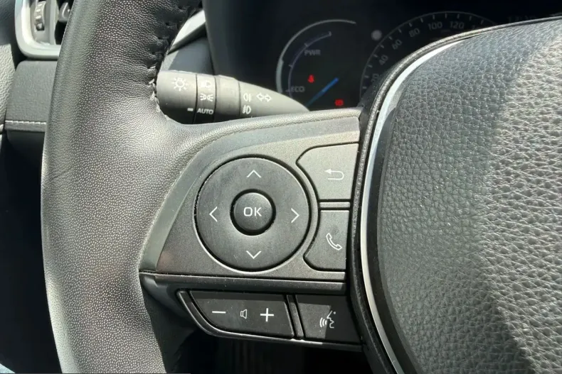 Toyota RAV4 din 2021 cu 33.021 km - oferta TOY213659 - foto 11