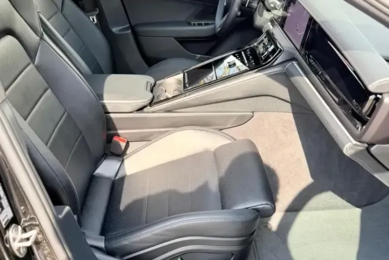 Porsche Panamera din 2025 cu 19.800 km - oferta POR213681 - foto 5