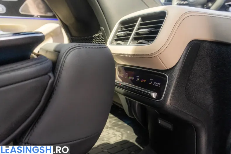 Mercedes-Benz GLE 63 AMG (Clasa GLE) din 2024 cu 95.000 km - oferta MER213683 - foto 36