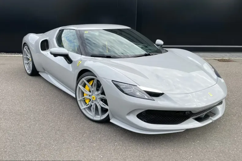 Ferrari 296 GTB din 2023 cu 100 km - oferta FER213687 - foto 2