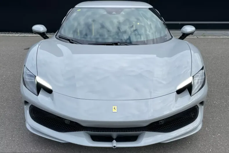 Ferrari 296 GTB din 2023 cu 100 km - oferta FER213687 - foto 3