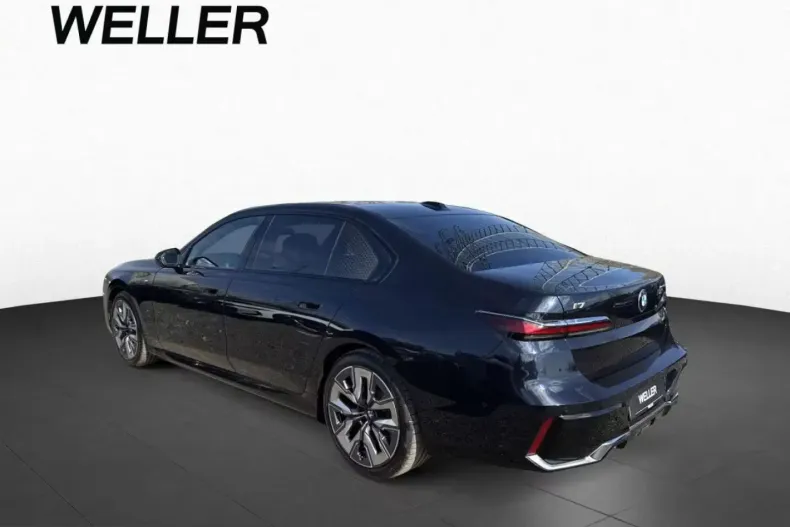 BMW i7 (Seria 7) din 2025 cu 913 km - oferta BMW213688 - foto 3