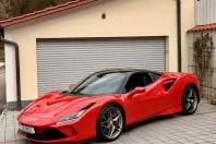 Ferrari F8 din 2022 cu 9.500 km - oferta FER213691 - foto 3