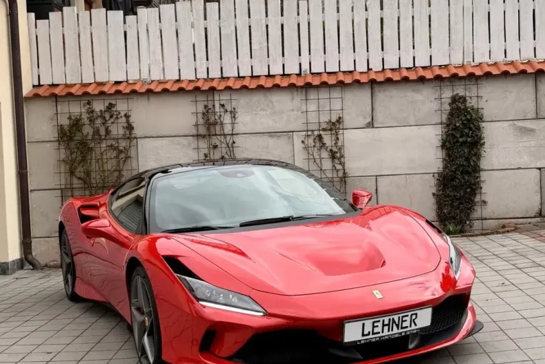 Ferrari F8 din 2022 cu 9.500 km - oferta FER213691 - foto 8