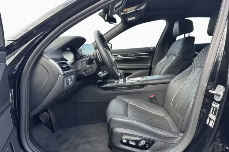 BMW 730 (Seria 7) din 2022 cu 50.100 km - oferta BMW213694 - foto 7