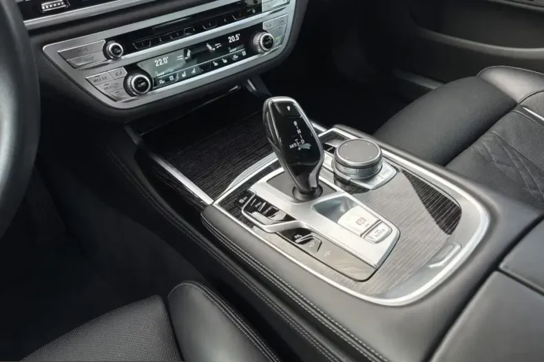 BMW 730 (Seria 7) din 2022 cu 50.100 km - oferta BMW213694 - foto 11