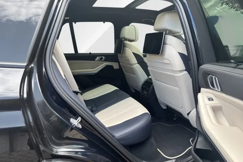 BMW X5 (Seria X) din 2023 cu 54.523 km - oferta BMW213704 - foto 12