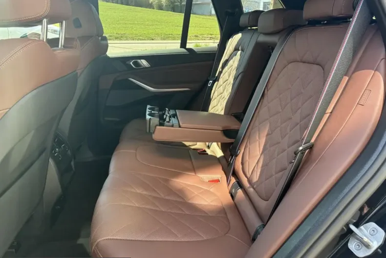 BMW X5 (Seria X) din 2024 cu 15.517 km - oferta BMW213705 - foto 18