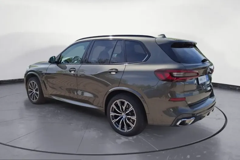 BMW X5 (Seria X) din 2023 cu 67.401 km - oferta BMW213706 - foto 3