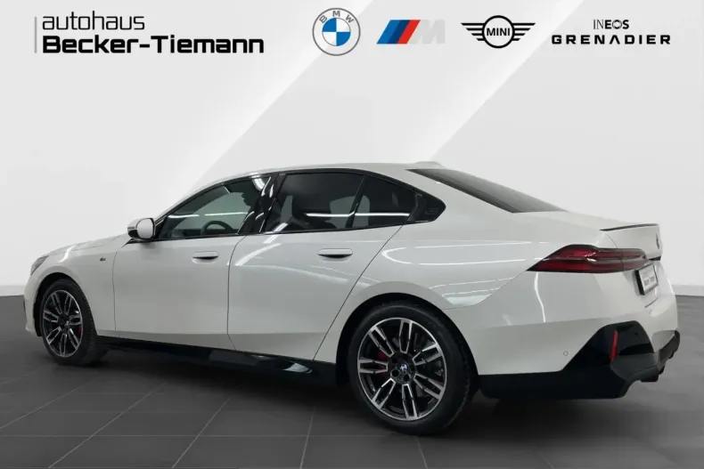 BMW 520 (Seria 5) din 2025 cu 26.606 km - oferta BMW213714 - foto 4