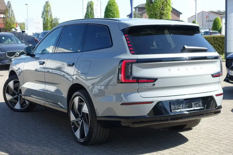 Volvo EX90 din 2024 cu 8.450 km - oferta VOL213720 - foto 5