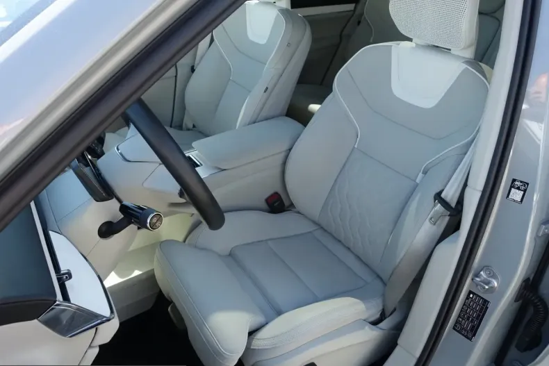 Volvo EX90 din 2024 cu 8.450 km - oferta VOL213720 - foto 11