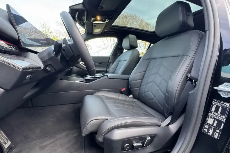 BMW 520 (Seria 5) din 2025 cu 20.100 km - oferta BMW213726 - foto 5