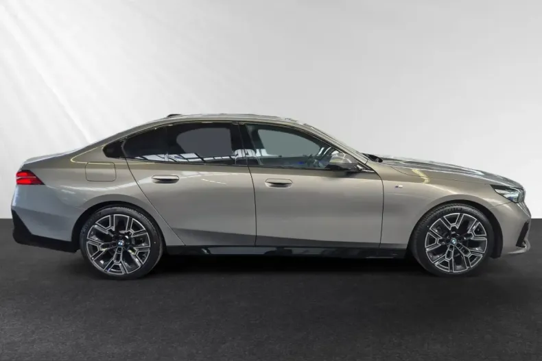 BMW 520 (Seria 5) din 2025 cu 16.350 km - oferta BMW213730 - foto 2