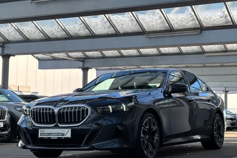 BMW 520 (Seria 5) din 2025 cu 24.838 km - oferta BMW213732 - foto 1