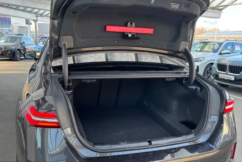 BMW 520 (Seria 5) din 2025 cu 24.838 km - oferta BMW213732 - foto 4