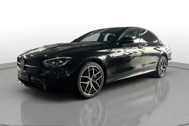 Mercedes-Benz E 300 (Clasa E) din 2022 cu 68.444 km - oferta MER213736 - foto 1
