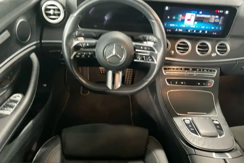 Mercedes-Benz E 300 (Clasa E) din 2022 cu 68.444 km - oferta MER213736 - foto 7
