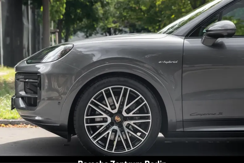 Porsche Cayenne din 2025 cu 11.810 km - oferta POR213739 - foto 10