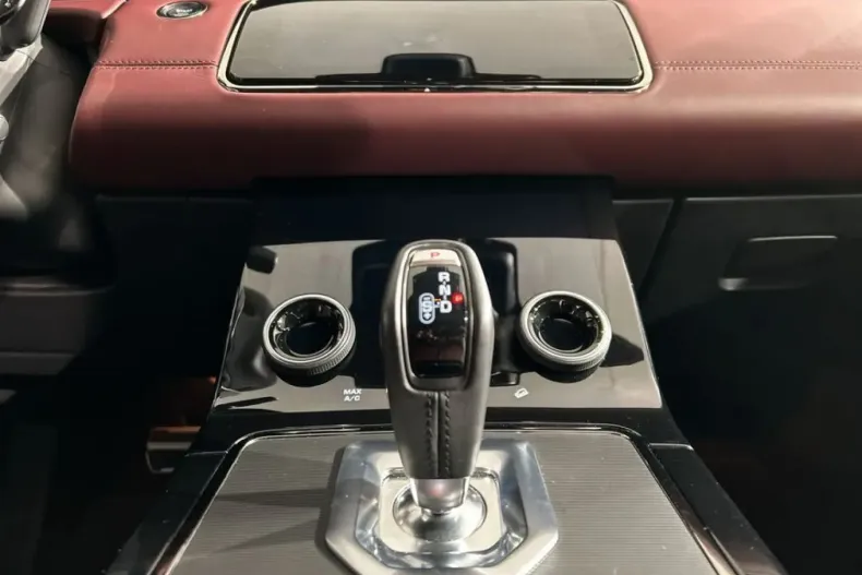 Land Rover Range Rover Evoque din 2024 cu 22.900 km - oferta LAN213741 - foto 14