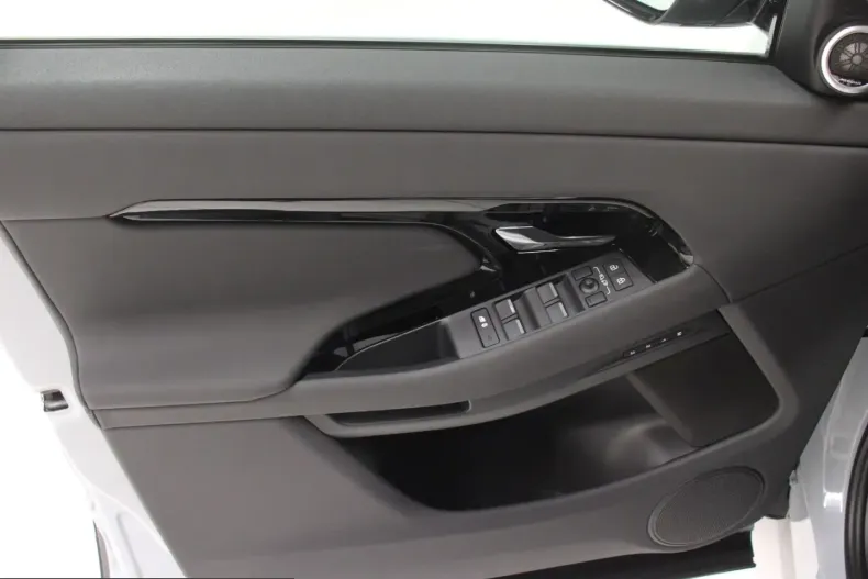 Land Rover Range Rover Evoque din 2024 cu 20.490 km - oferta LAN213743 - foto 18