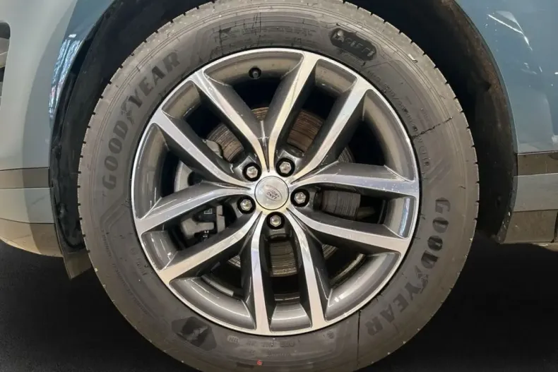 Land Rover Range Rover Evoque din 2024 cu 17.665 km - oferta LAN213745 - foto 9