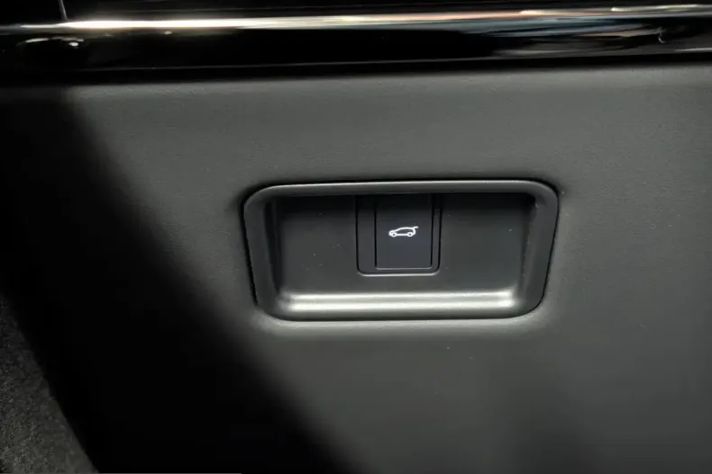 Land Rover Range Rover Sport din 2026 cu 3.100 km - oferta LAN213748 - foto 17