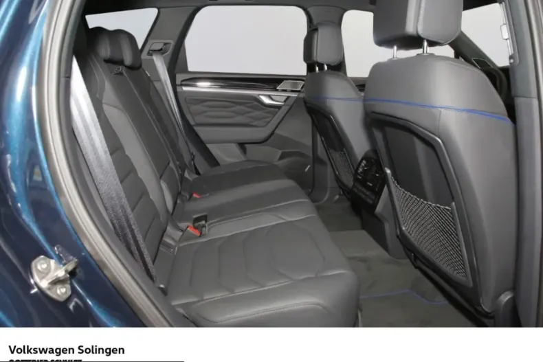 Volkswagen Touareg din 2025 cu 15.990 km - oferta VOL213751 - foto 10