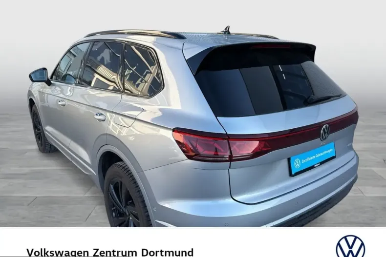 Volkswagen Touareg din 2025 cu 25.954 km - oferta VOL213753 - foto 3