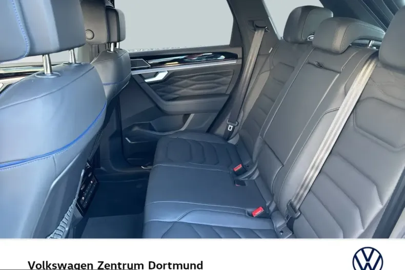 Volkswagen Touareg din 2025 cu 25.954 km - oferta VOL213753 - foto 7