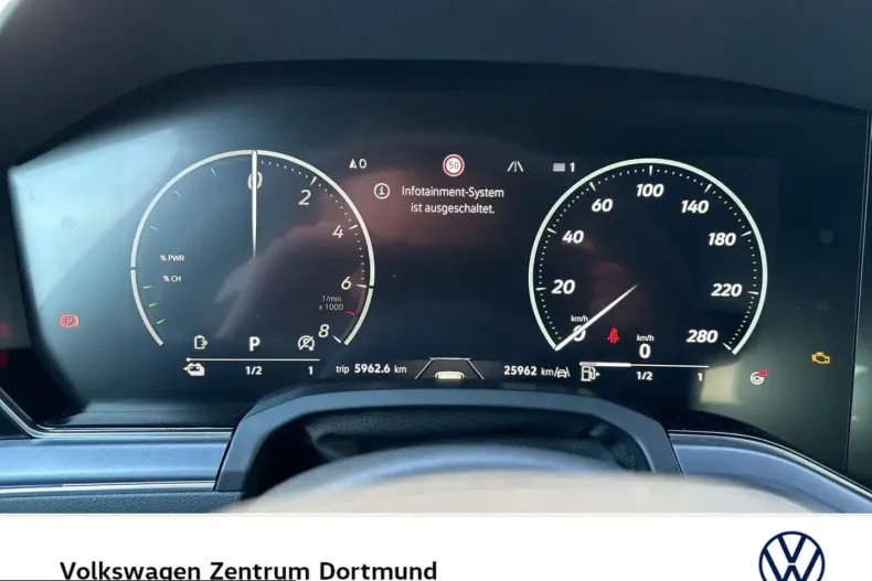 Volkswagen Touareg din 2025 cu 25.954 km - oferta VOL213753 - foto 9