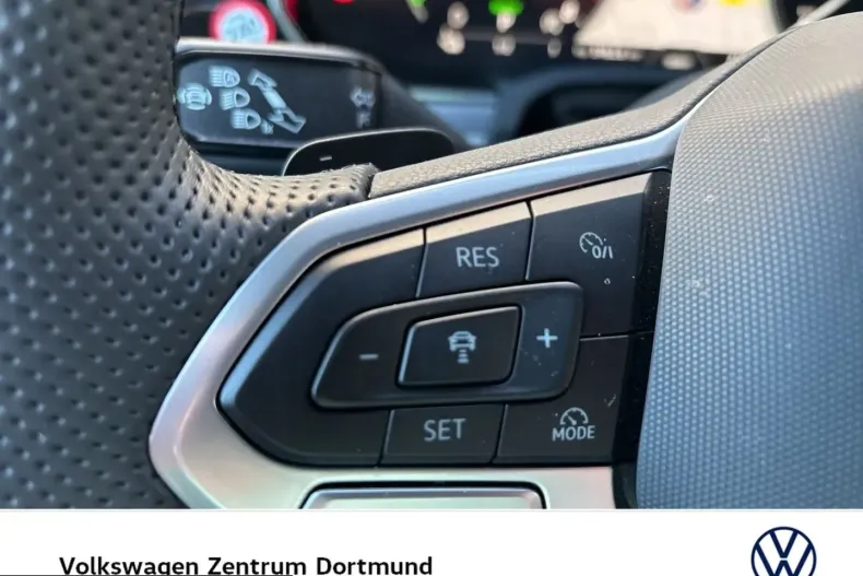 Volkswagen Touareg din 2025 cu 25.954 km - oferta VOL213753 - foto 14