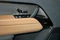 Land Rover Range Rover Sport din 2026 cu 2.999 km - oferta LAN213754 - foto 8