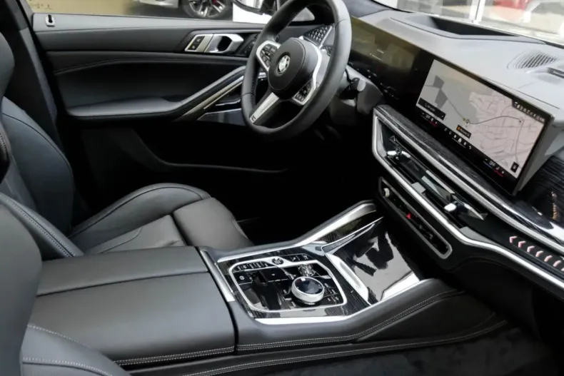 BMW X6 (Seria X) din 2025 cu 20.790 km - oferta BMW213755 - foto 6