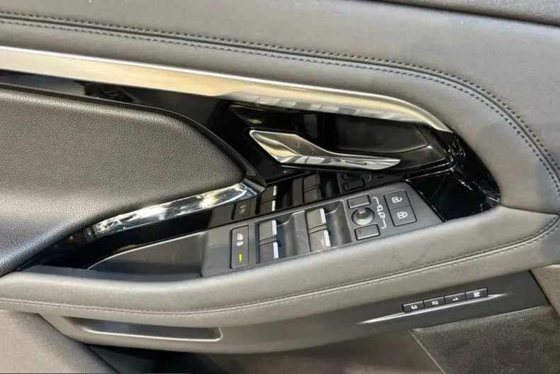 Land Rover Range Rover Evoque din 2023 cu 43.436 km - oferta LAN213756 - foto 16