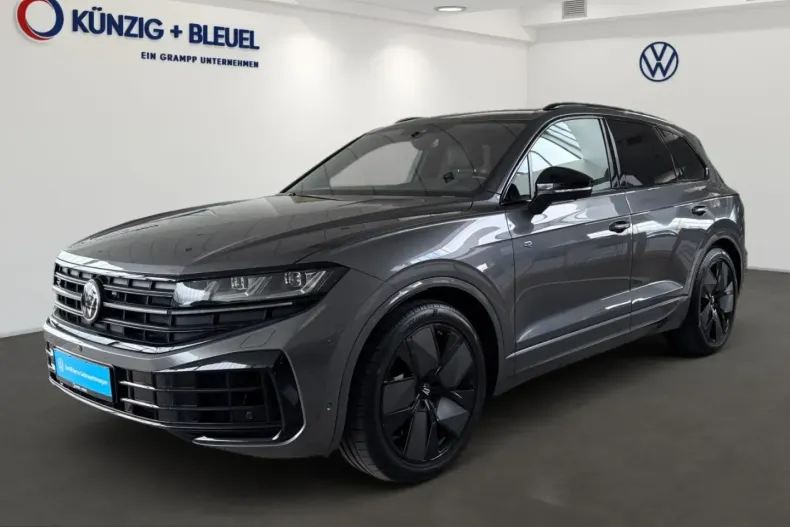 Volkswagen Touareg din 2025 cu 21.192 km - oferta VOL213758 - foto 1