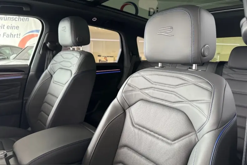 Volkswagen Touareg din 2025 cu 21.192 km - oferta VOL213758 - foto 17