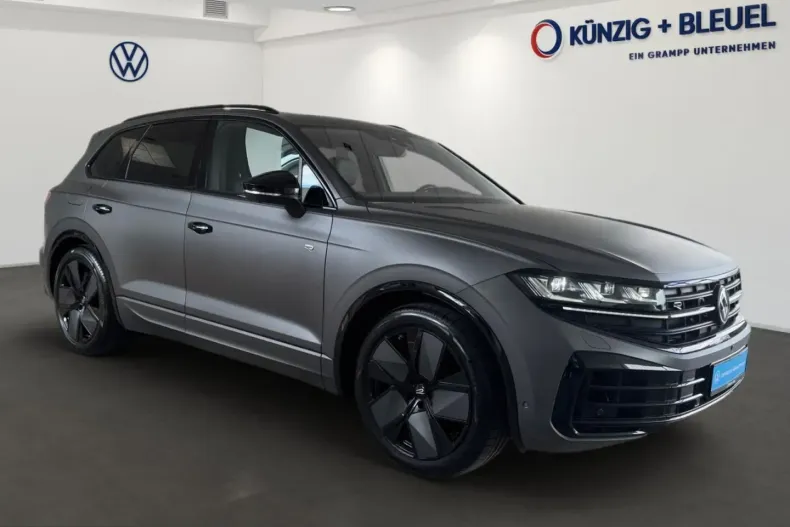 Volkswagen Touareg din 2025 cu 39.703 km - oferta VOL213761 - foto 1