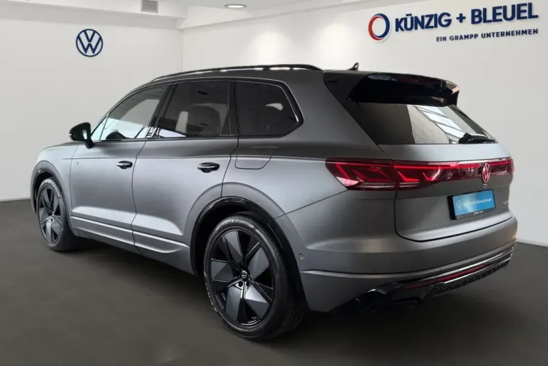 Volkswagen Touareg din 2025 cu 39.703 km - oferta VOL213761 - foto 4