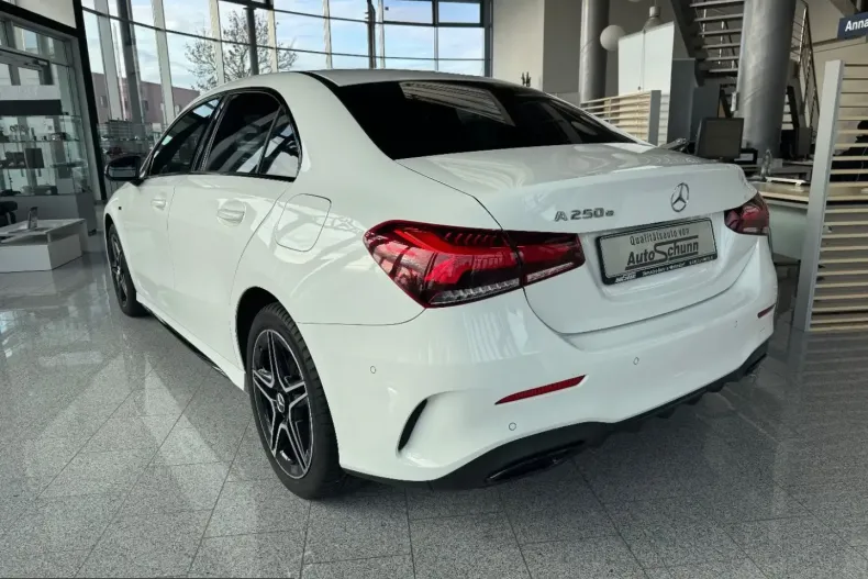 Mercedes-Benz A 250 (Clasa A) din 2021 cu 55.000 km - oferta MER213763 - foto 6