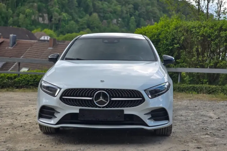 Mercedes-Benz A 250 (Clasa A) din 2021 cu 67.550 km - oferta MER213768 - foto 3