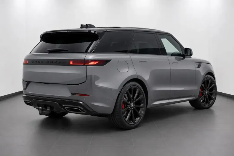Land Rover Range Rover Sport din 2025 cu 37.190 km - oferta LAN213770 - foto 3