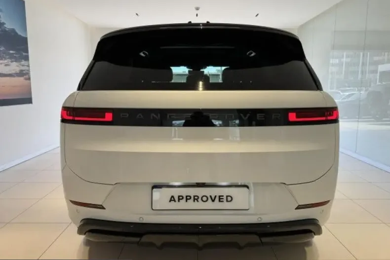 Land Rover Range Rover Sport din 2025 cu 22.900 km - oferta LAN213771 - foto 6